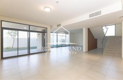 Villa - 5 Bedrooms - 6 Bathrooms for sale in West Yas - Yas Island - Abu Dhabi