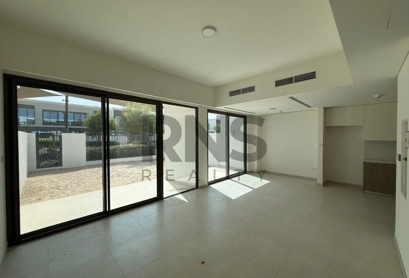 155573085 - Property Main Image
