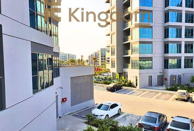 74253105 - Property Image 2