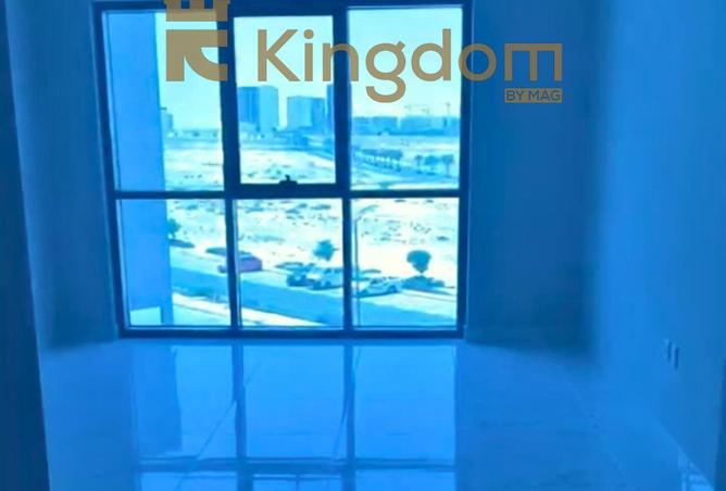 74253105 - Property Image 3