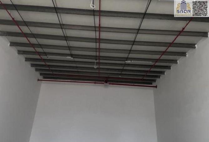 73882674 - Property Image 3