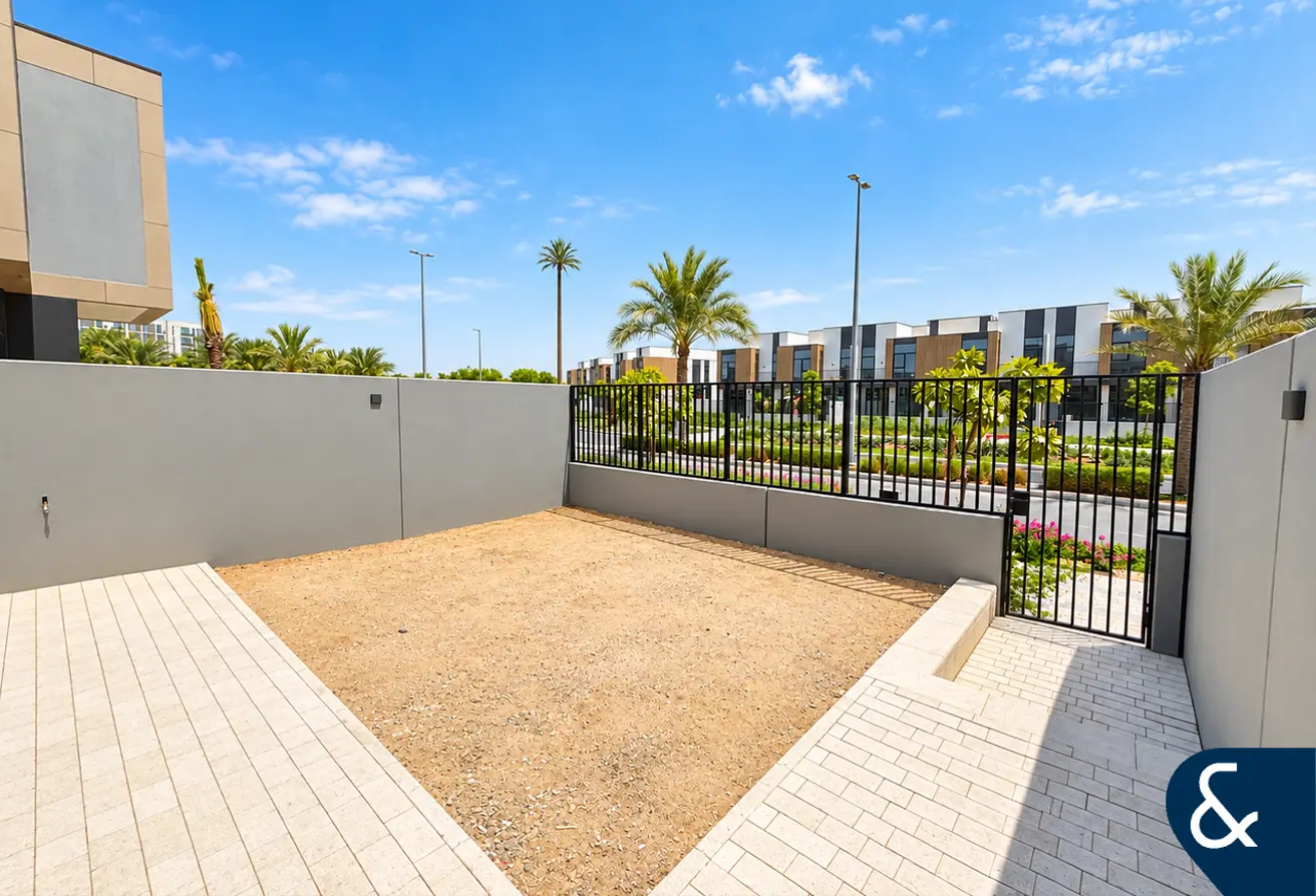 151892880 - Property Main Image