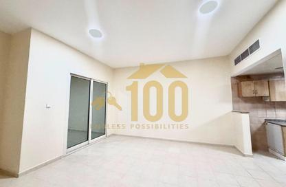 Apartment - 1 - 1 for rent in Building P12 - France Cluster - International City - Dubai