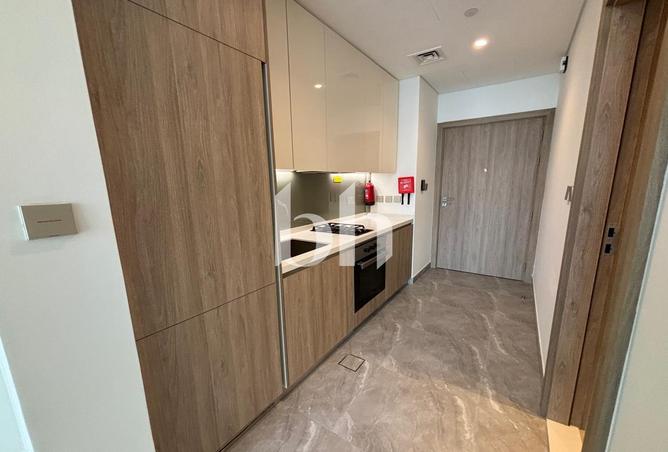 104255398 - Property Image 2