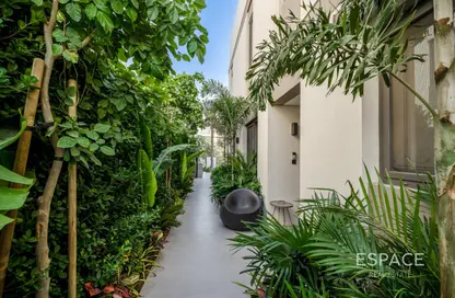 فيلا - 4 غرف نوم - 5 حمامات للبيع في أورا جاردنز - تلال الغاف - دبي