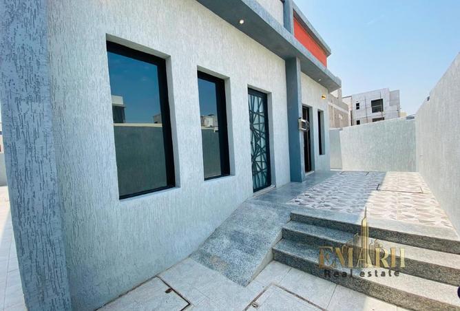 141913516 - Property Image 3