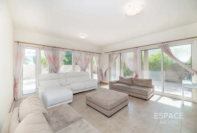 166044304 - Property Image 3