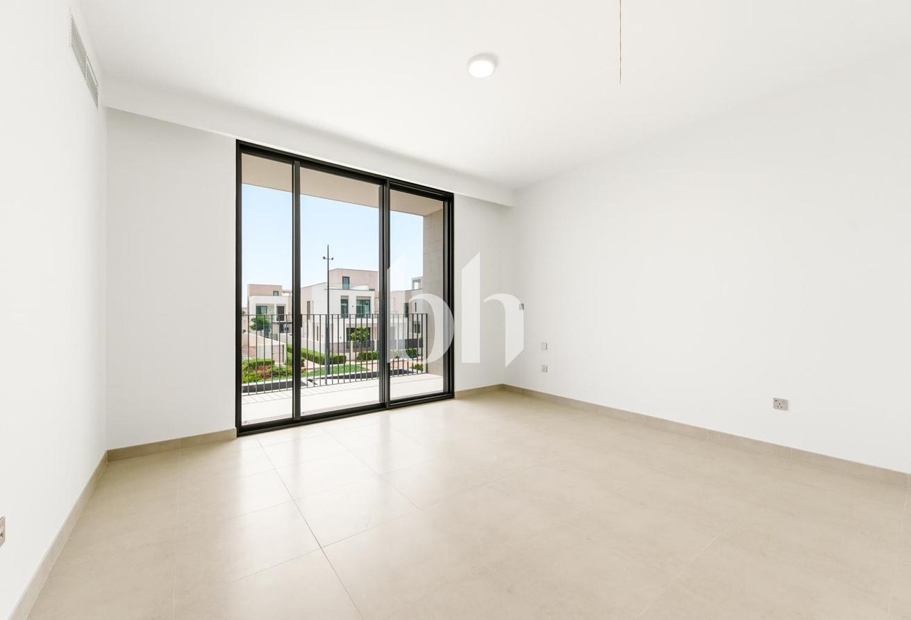 Modern Villa | Vacant | Great Quality photo 26
