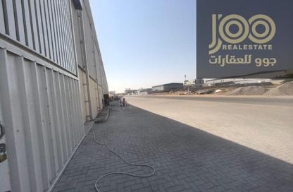 Warehouse - Studio - 2 for rent in Umm Al Thuoob - Umm Al Quwain