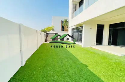 Villa - 4 Bedrooms - 5 Bathrooms for rent in West Yas - Yas Island - Abu Dhabi