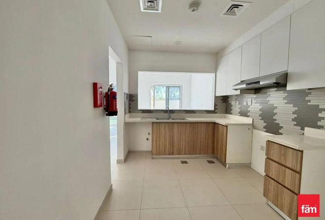 77782017 - Property Image 3