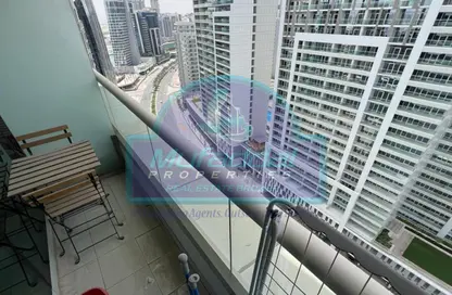 Apartment - Studio - 1 Bathroom for rent in Waters Edge - Business Bay - Dubai