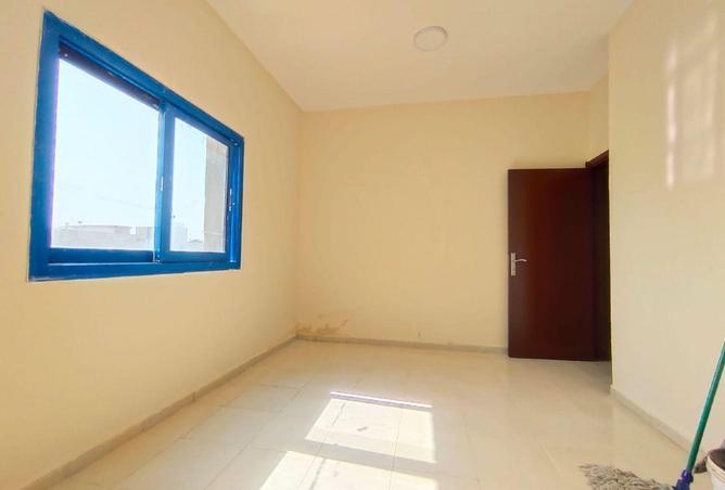 83674345 - Property Image 3