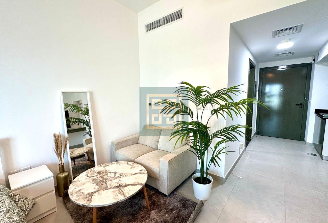 Fully Furnished | High Floor | Skyline View photo 6