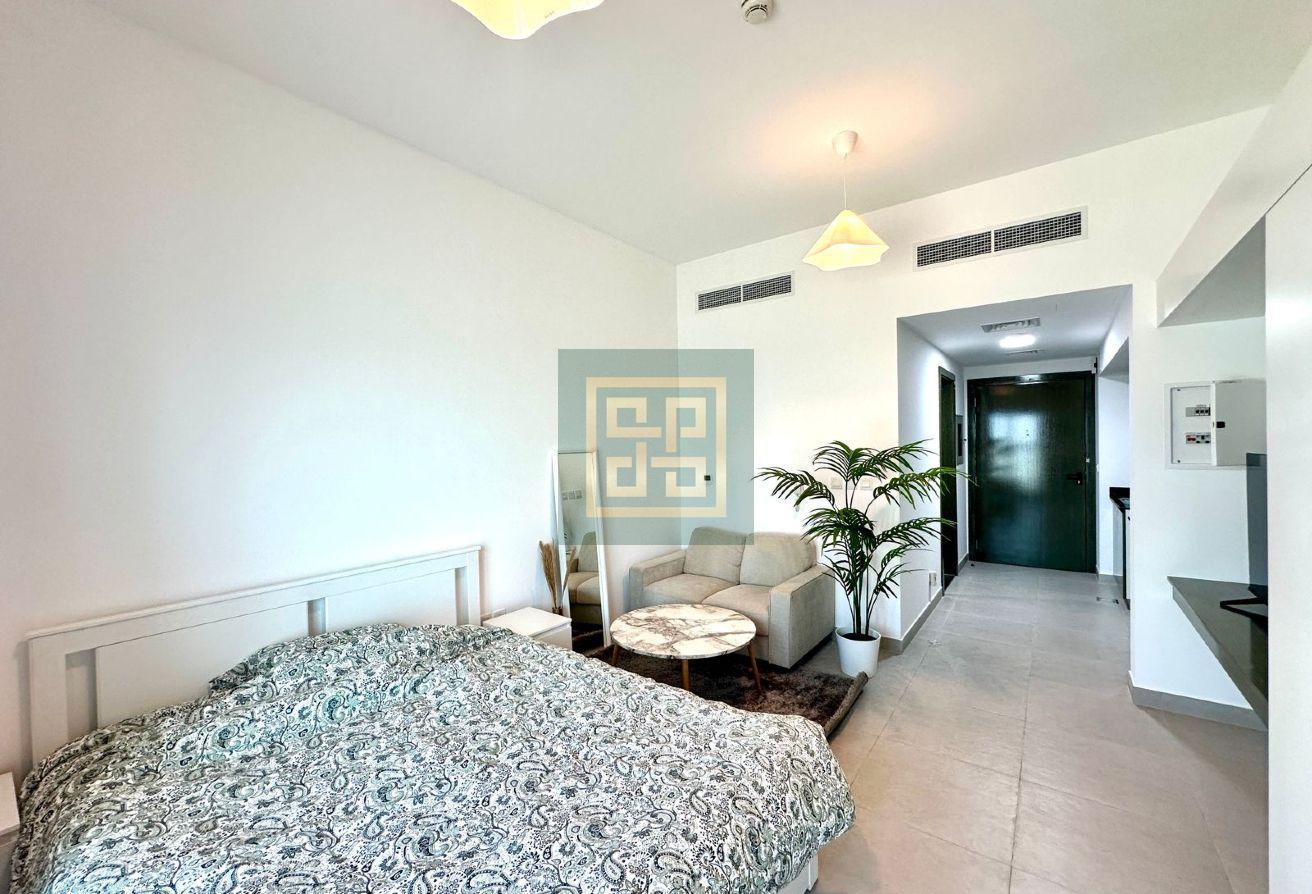 Fully Furnished | High Floor | Skyline View photo 7