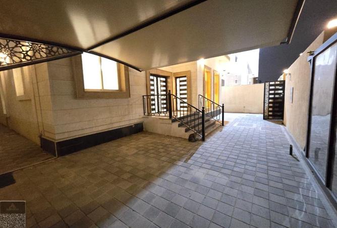 62062250 - Property Image 2