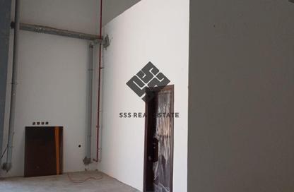 Warehouse - Studio - 1 Bathroom for rent in Umm Dir - Umm Al Quwain