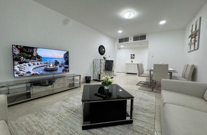 Apartment - 2 Bedrooms - 2 Bathrooms for rent in Corniche Tower - Ajman Corniche Road - Ajman