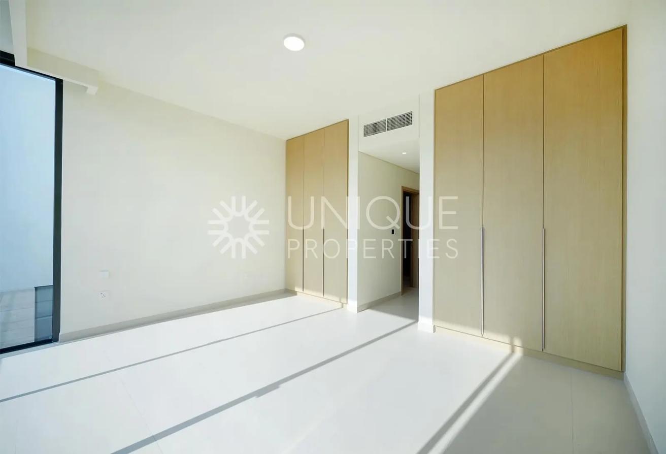 Exclusive I Classic type I 5 beds with Basement photo 12