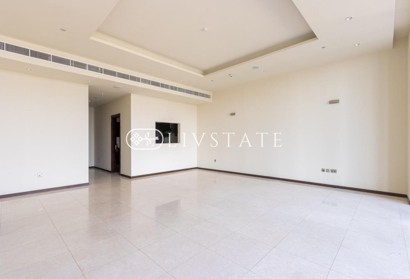 Luxurious Living | 3 Bedroom | Sea View photo 4