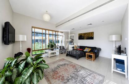 Apartment - 2 - 3 for sale in Al Nakheel 3 - Al Nakheel - Greens - Dubai