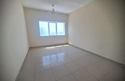 Apartment - 3 Bedrooms - 4 Bathrooms for rent in New Al Taawun Road - Al Taawun - Sharjah