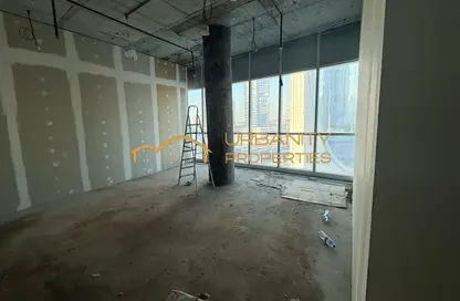 مكتب - استوديو للبيع في B2B  برج - الخليج التجاري - دبي