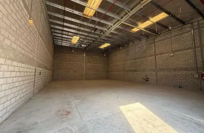 مستودع - استوديو - 1 حمام للايجار في 18 المنطقة الصناعية رقم - المنطقة الصناعية بالشارقة - الشارقة