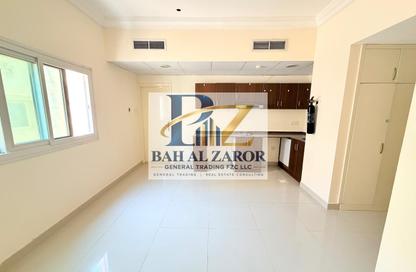 Apartment - Studio - 1 for rent in Fire Station Road - Muwaileh - Sharjah Apartment - Studio - 1 for rent in Fire Station Road - Muwaileh - Sharjah