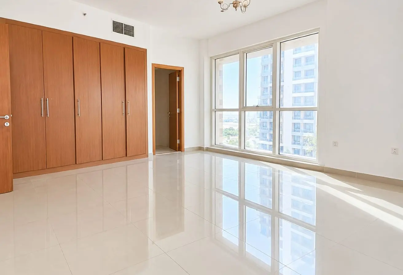 156094871 - Property Main Image