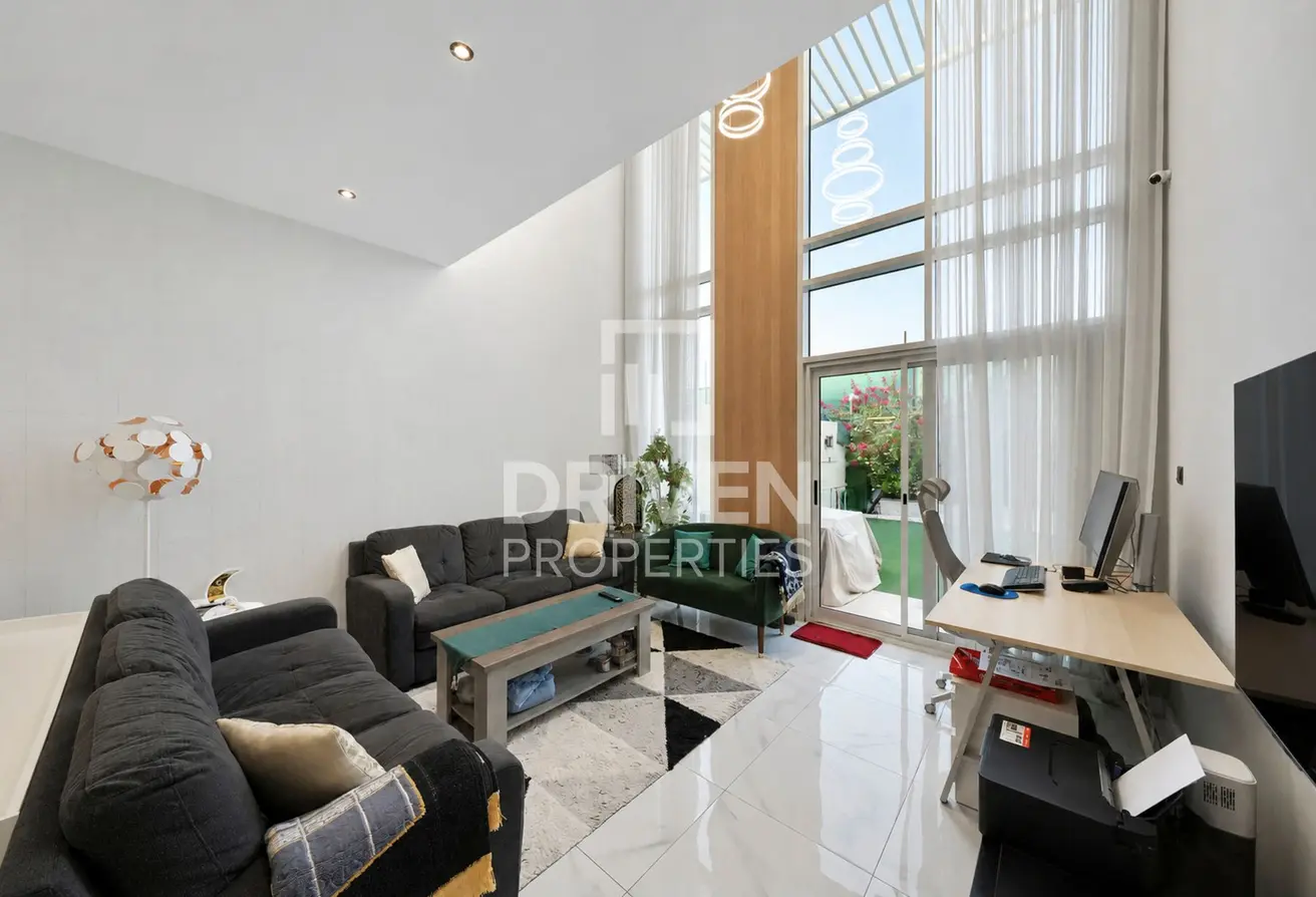 166060794 - Property Main Image