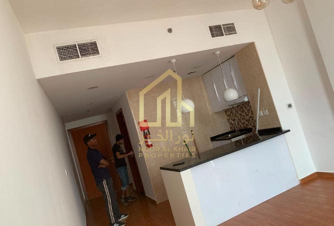 Studio | Ready to Move | Higher Floor | JVT photo 3