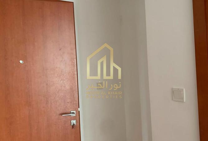 Studio | Ready to Move | Higher Floor | JVT photo 2