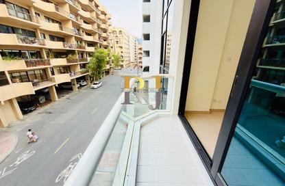 شقة - 1 حمام للايجار في مبنى منخول - منخول - بر دبي - دبي