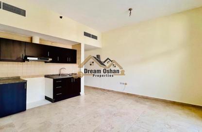 Apartment - Studio - 1 Bathroom for rent in Silicon Gates 1 - Silicon Gates - Dubai Silicon Oasis - Dubai