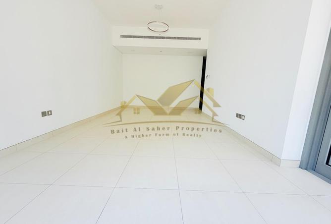 127911674 - Property Main Image