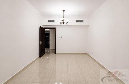 Whole Building - 3 - 3 for rent in Al Thani Muwaileh - Muwaileh Commercial - Sharjah