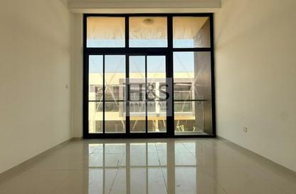 Villa - 3 - 4 for rent in Flora - Damac Hills - Dubai Villa - 3 - 4 for rent in Flora - Damac Hills - Dubai