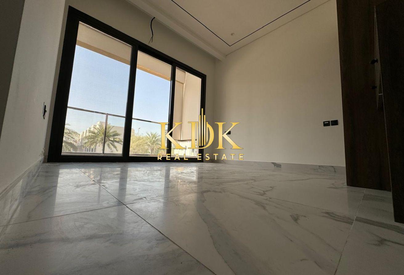 Spacious 4Br+Maid | Park View | Ready To Move photo 3