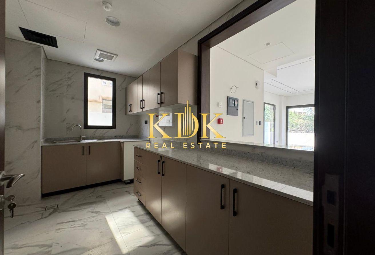 Spacious 4Br+Maid | Park View | Ready To Move photo 12