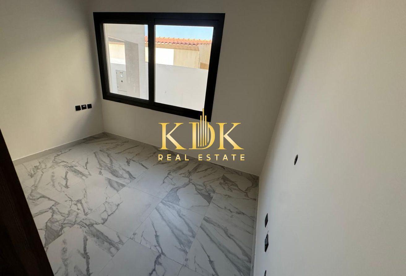 Spacious 4Br+Maid | Park View | Ready To Move photo 11