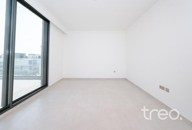 New to Market · Park Backing — photo 4