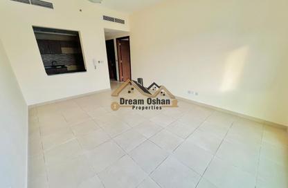 Apartment - 1 - 2 for rent in Benaa G10 - International City Phase 2 - Al Warsan 4 - Al Warsan - Dubai