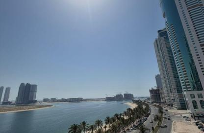 Apartment - 3 Bedrooms - 3 Bathrooms for rent in Al Khan Corniche - Al Khan - Sharjah