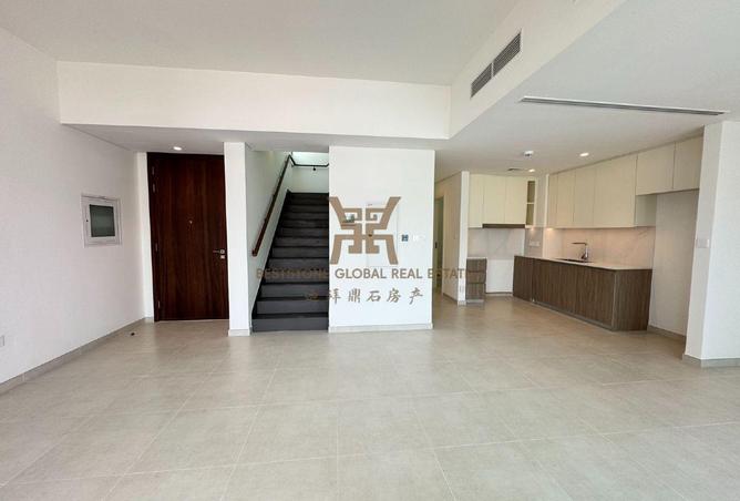 94018491 - Property Main Image