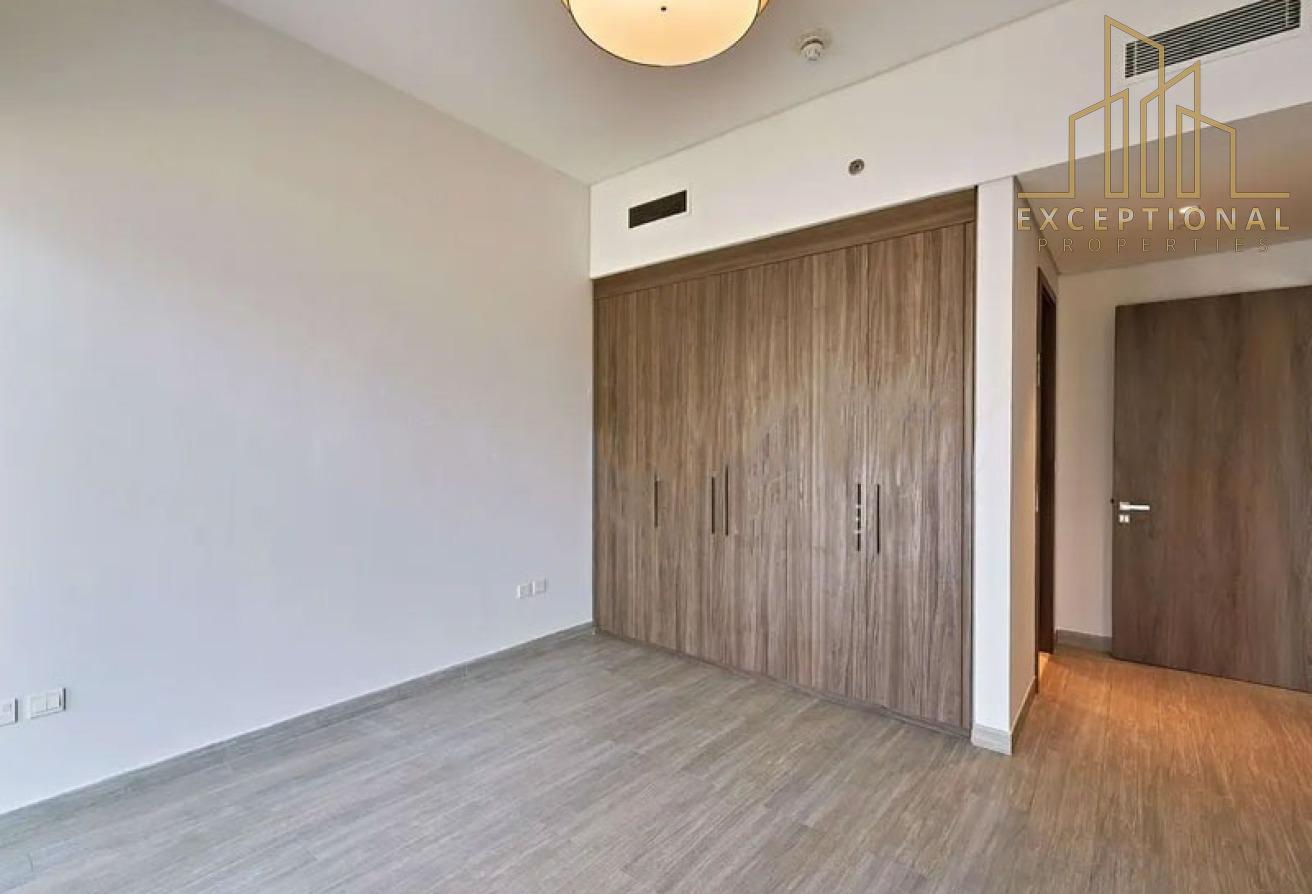 Modern Layout || Unfurnished || Prime Location photo 7