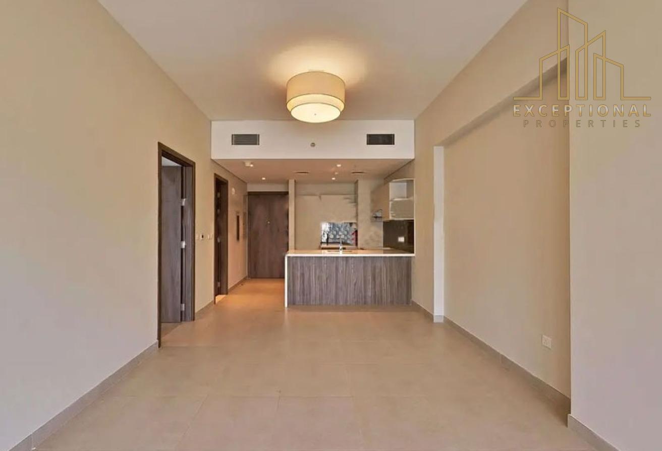 Modern Layout || Unfurnished || Prime Location photo 4