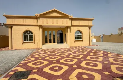 فيلا - 4 غرف نوم - 5 حمامات للايجار في الرفاع - رأس الخيمة