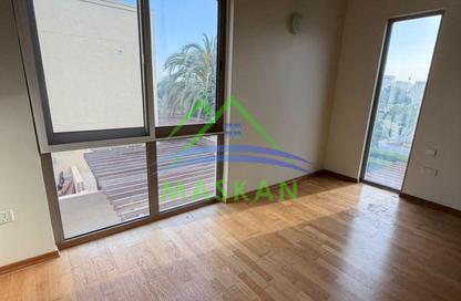 Villa - 4 Bedrooms - 5 Bathrooms for rent in Qattouf Community - Al Raha Gardens - Abu Dhabi