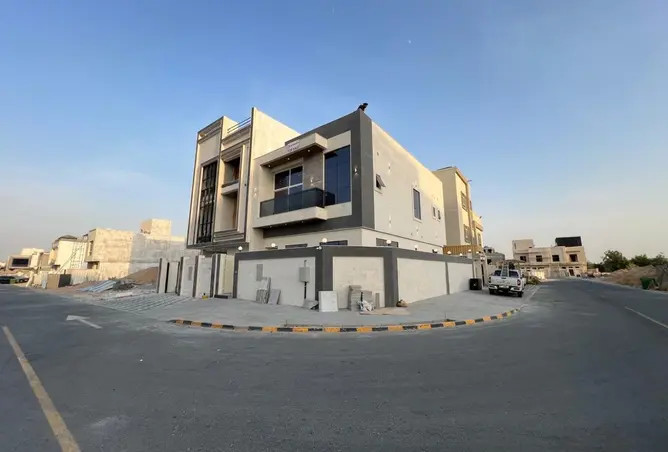 148660128 - Property Image 2